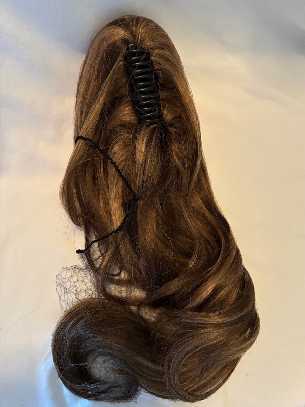 14” Long Wavy Claw Style Ponytail Extension - Brown with Blonde Highlights - Picture 4 of 8